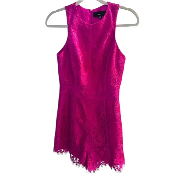 Adelyn Rae lace romper size XS Excellent conditionโ - Picture 3 of 5